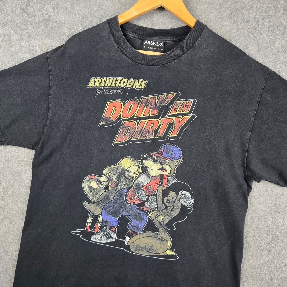 ARSNL Doin Em Dirty T-Shirt Mens Large Black Graphic Tee Girl Cartoon Streetwear